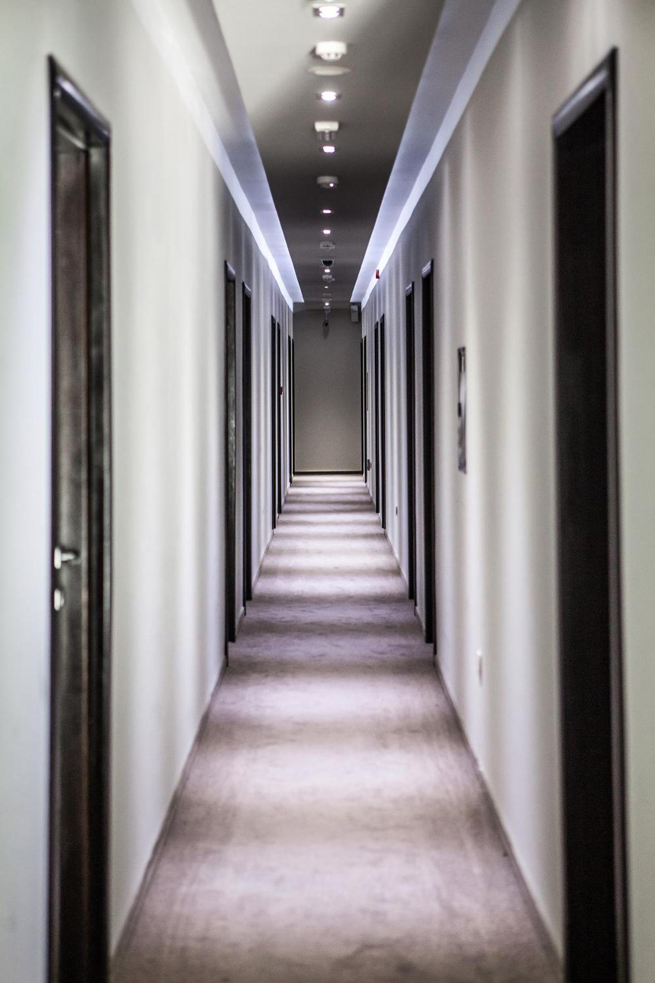 Hotel Terminus Подгориця Екстер'єр фото