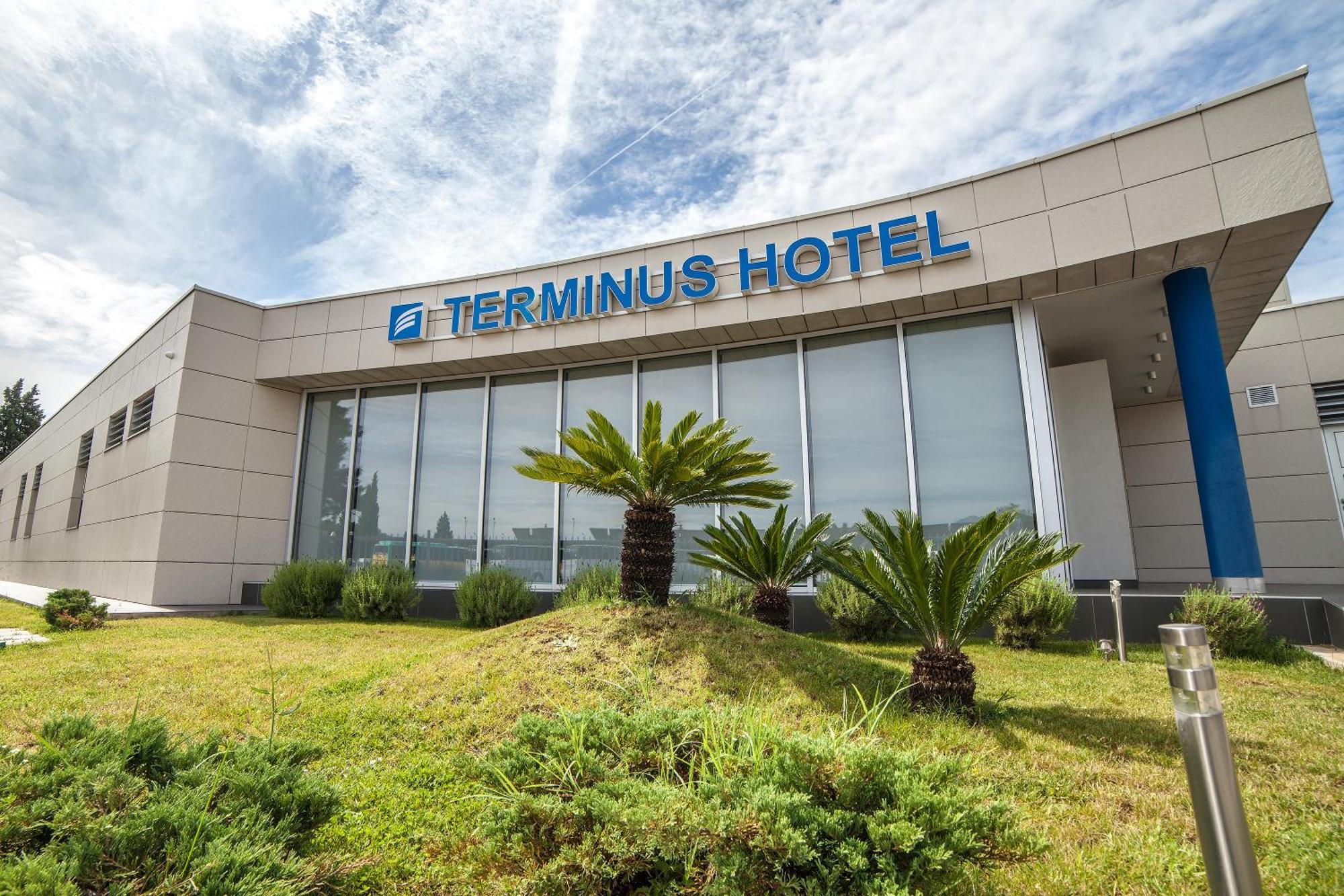 Hotel Terminus Подгориця Екстер'єр фото