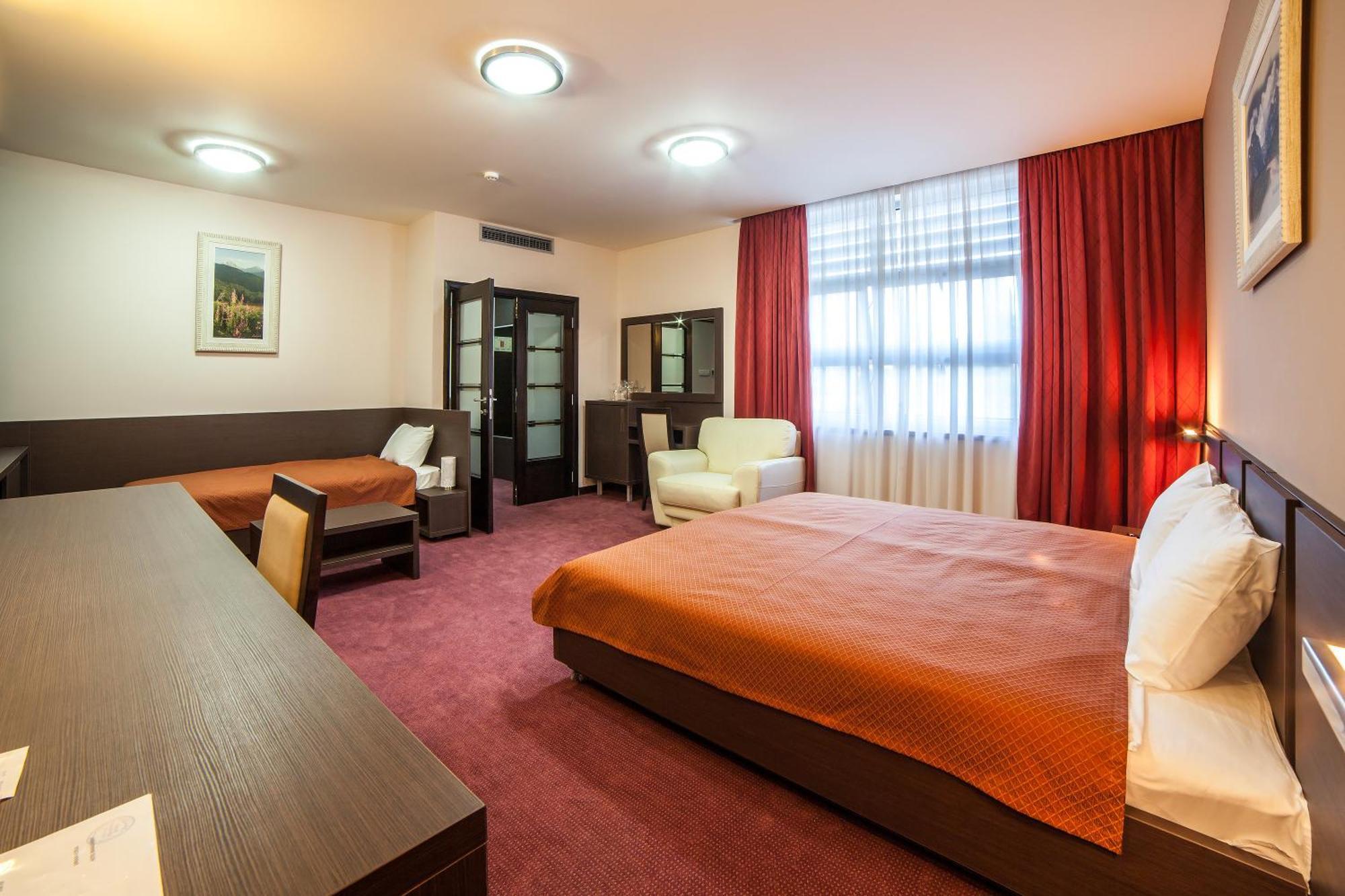 Hotel Terminus Подгориця Екстер'єр фото