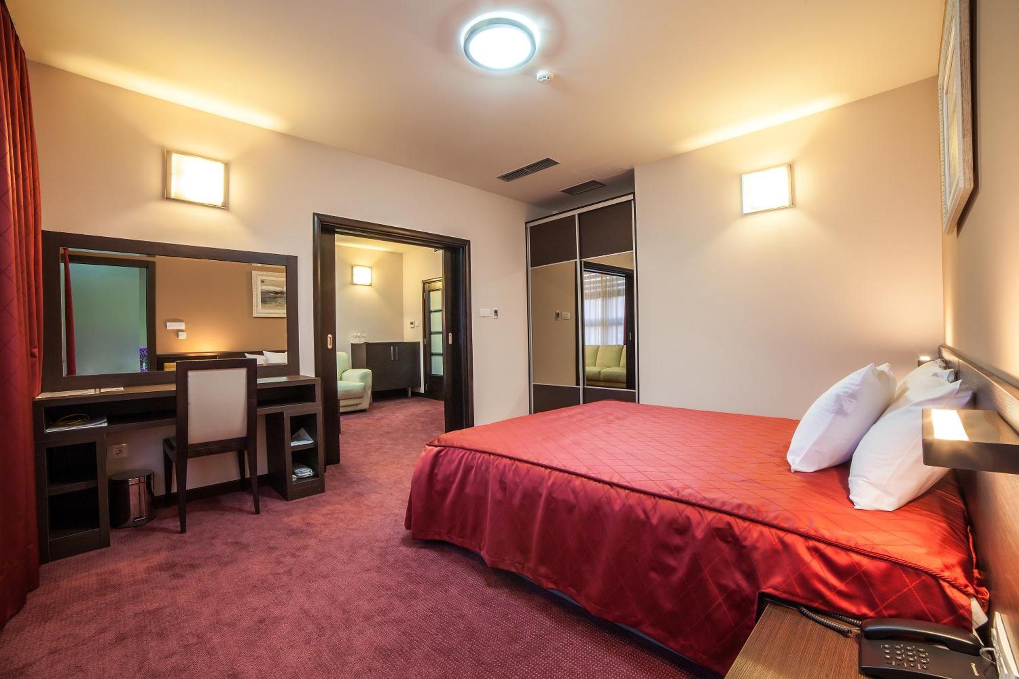 Hotel Terminus Подгориця Номер фото