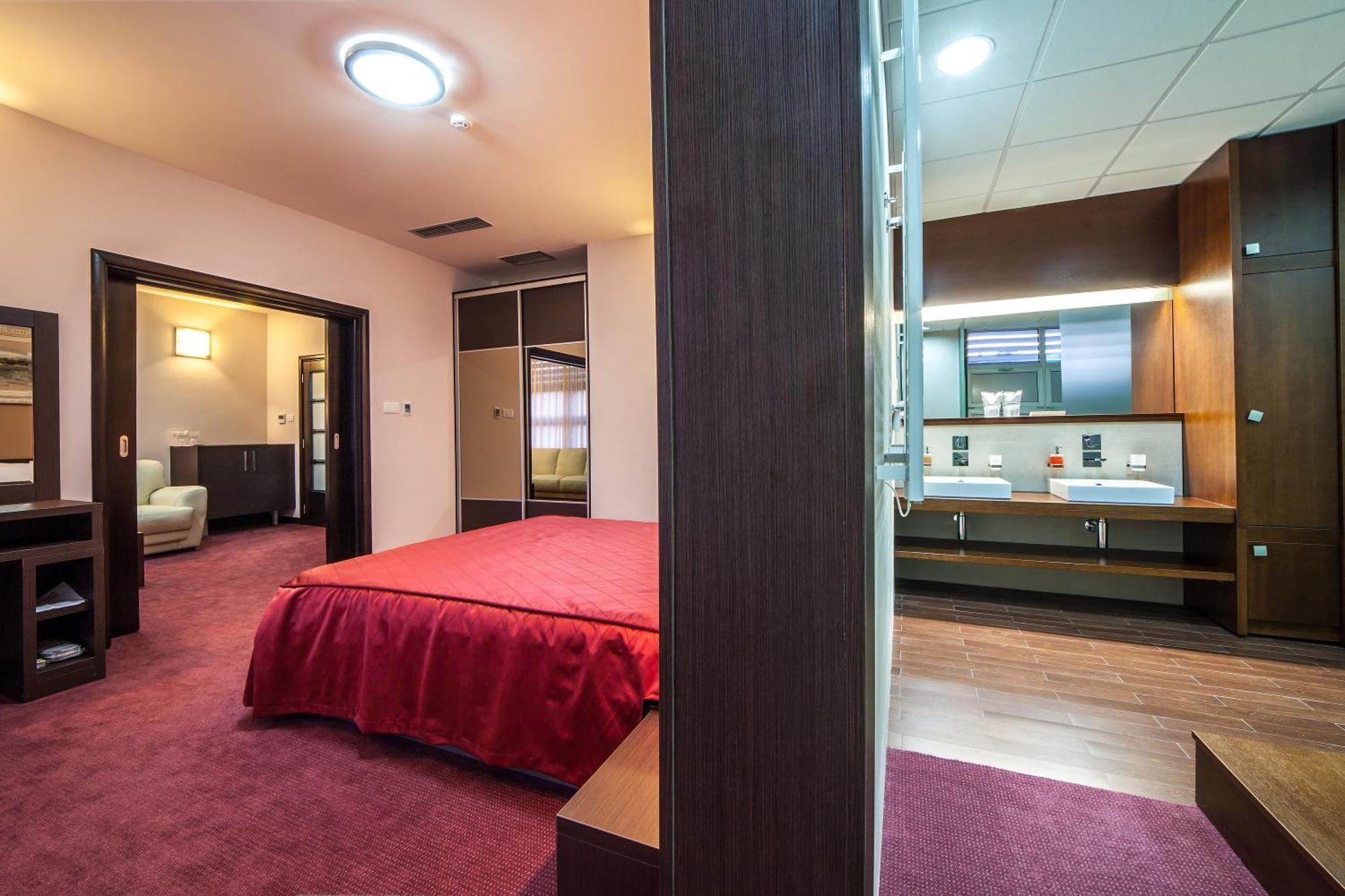 Hotel Terminus Подгориця Номер фото