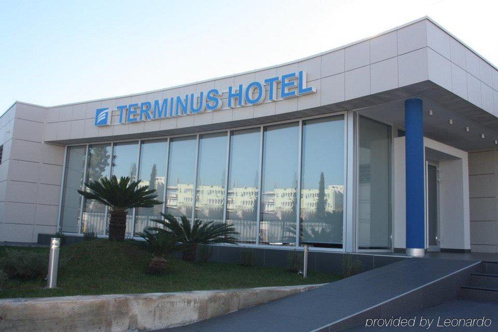 Hotel Terminus Подгориця Екстер'єр фото